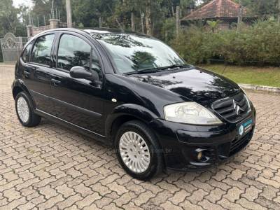 CITROËN - C3 - 2010/2011 - Preta - R$ 25.900,00