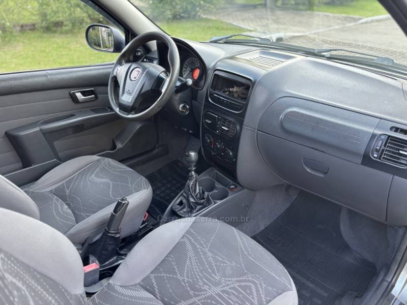 FIAT - STRADA - 2014/2015 - Cinza - Sob Consulta