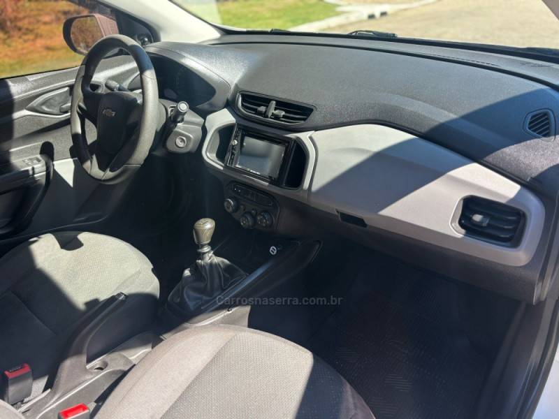 CHEVROLET - PRISMA - 2017/2018 - Branca - Sob Consulta