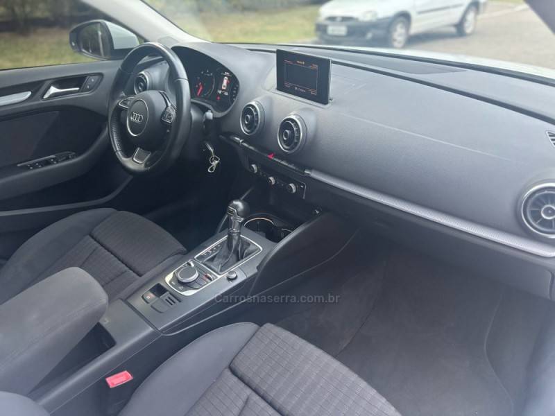 AUDI - A3 - 2014/2014 - Branca - Sob Consulta
