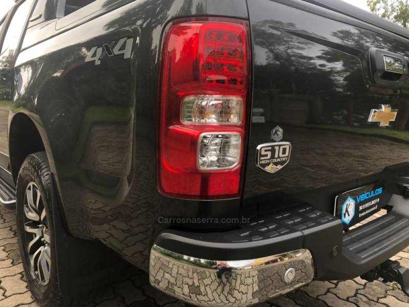 CHEVROLET - S10 - 2018/2019 - Marrom - Sob Consulta