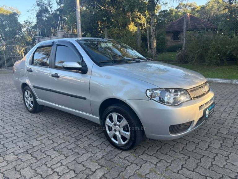 FIAT - SIENA - 2009/2010 - Prata - Sob Consulta