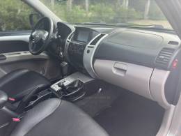 MITSUBISHI - PAJERO DAKAR - 2013/2013 - Prata - Sob Consulta