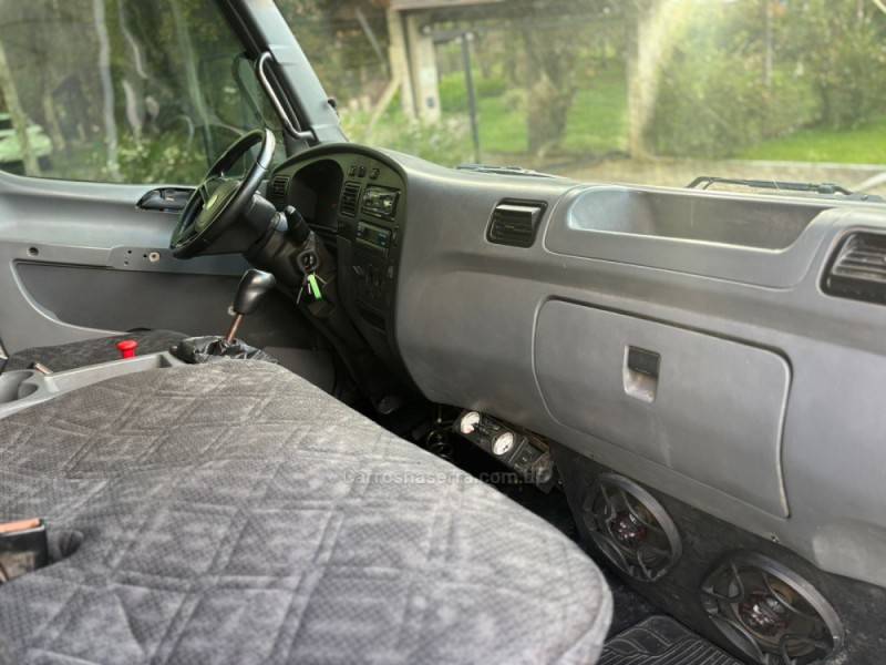 MERCEDES-BENZ - ACCELO 915 - 2004/2004 - Branca - R$ 160.000,00