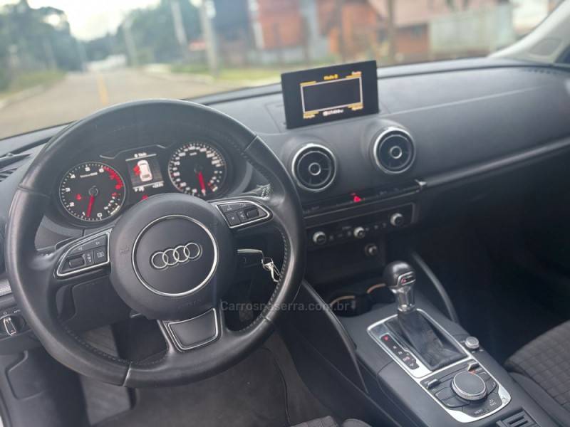 AUDI - A3 - 2014/2014 - Branca - Sob Consulta