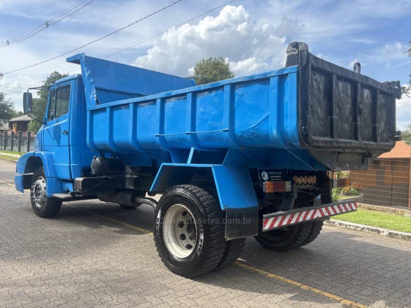 MERCEDES-BENZ - 1214 - 1992/1992 - Azul - Sob Consulta