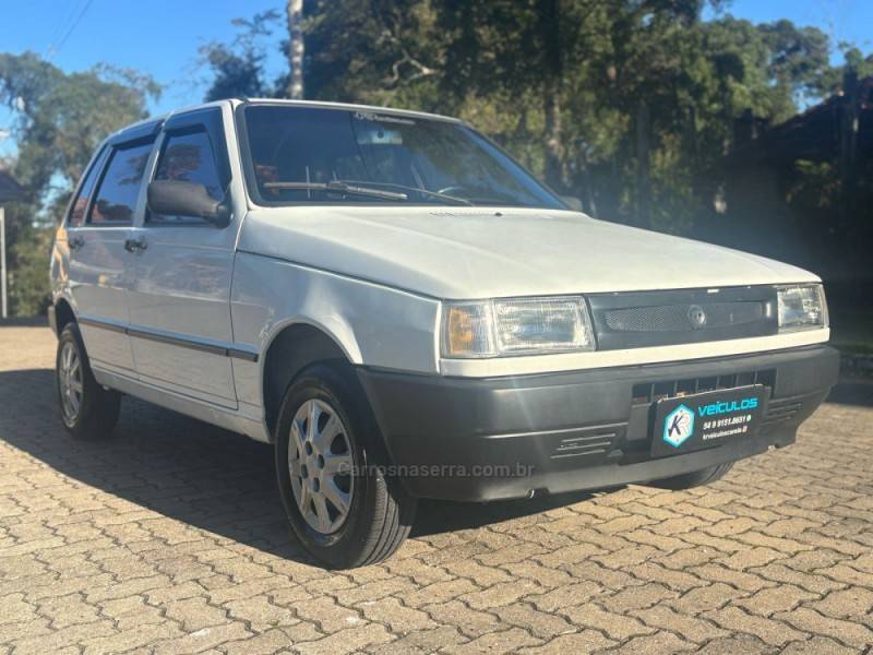 FIAT - UNO - 2014/2015 - Branca - Sob Consulta